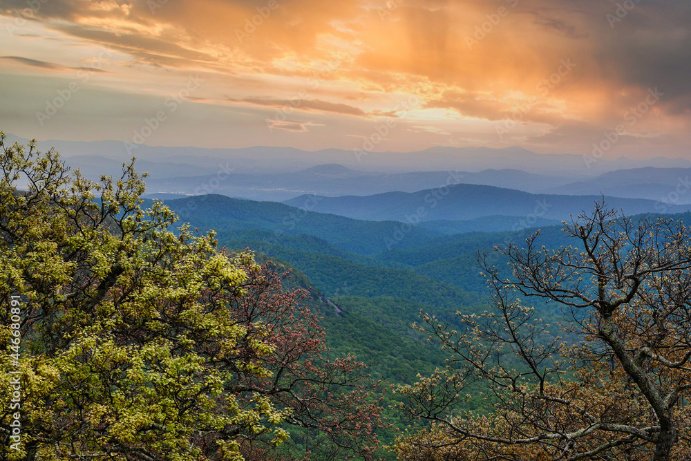 Obraz premium Glorious Mountain Sunrise 