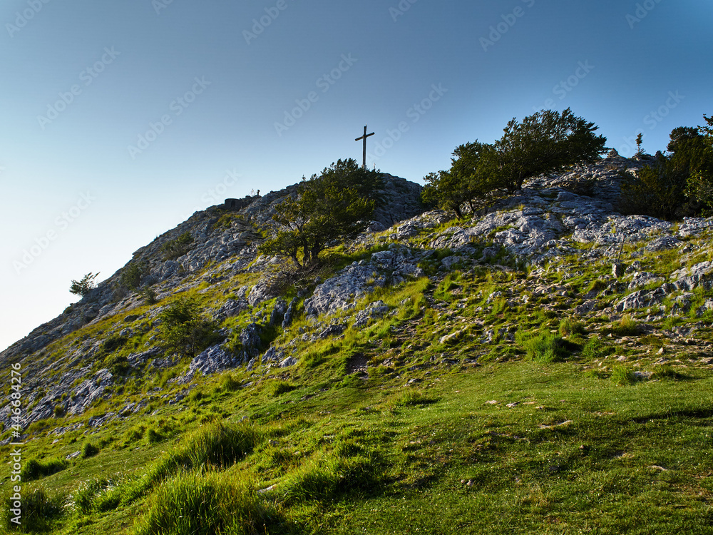 Fototapeta premium Paisajes durante la subida al monte Ernio