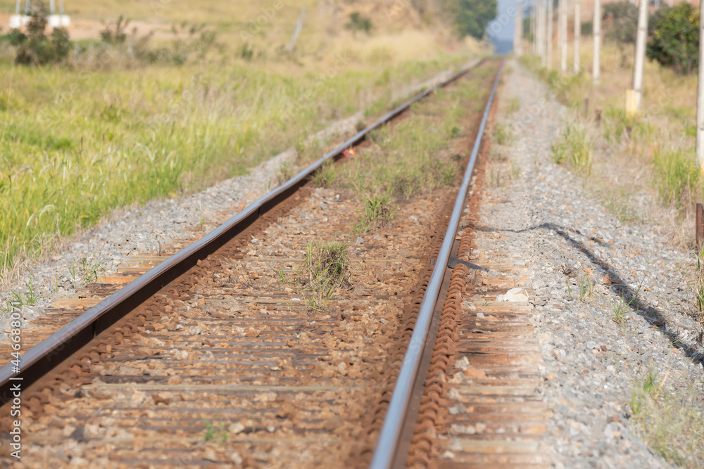 Linha de trem com fundo de paisagem. Linha de trem com fundo de paisagem.