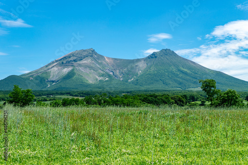 北海道 夏の駒ヶ岳の風景