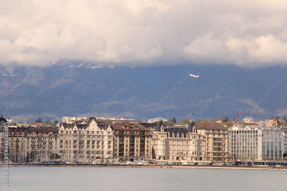 Views of the Leman lake in Geneva