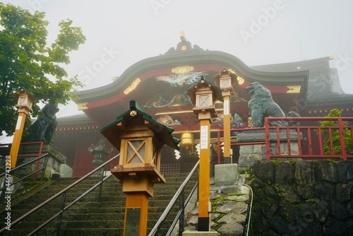 Fototapeta 霧 武蔵御嶽神社 Mist Musashi Mitake Shrine