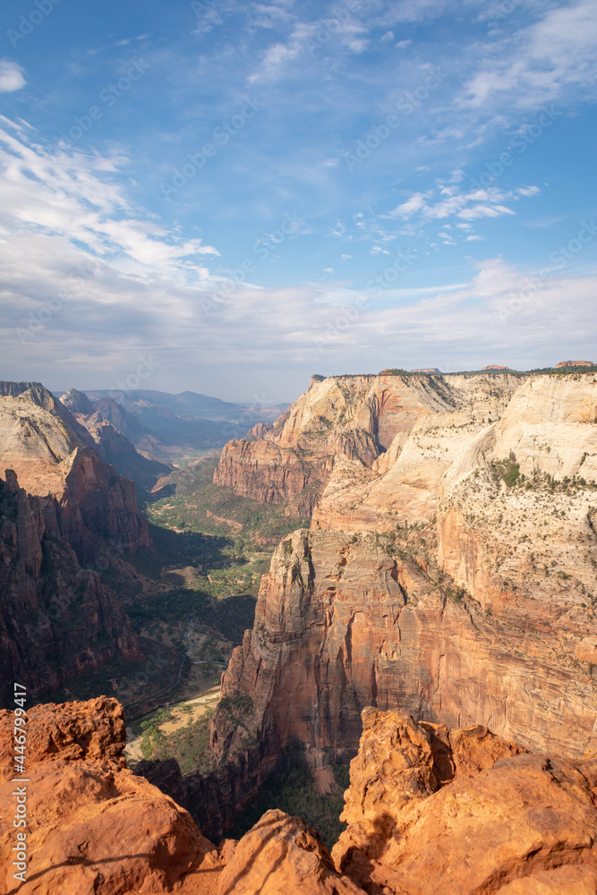 Looking out from Observation Point over Zion Canyon with views of Angels Landing and the Zion scenic drive.  Zion National Park, Utah, USA.