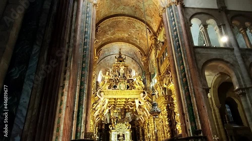 Arquitectura interior catedral gótica de Santiago de Compostela, España photo