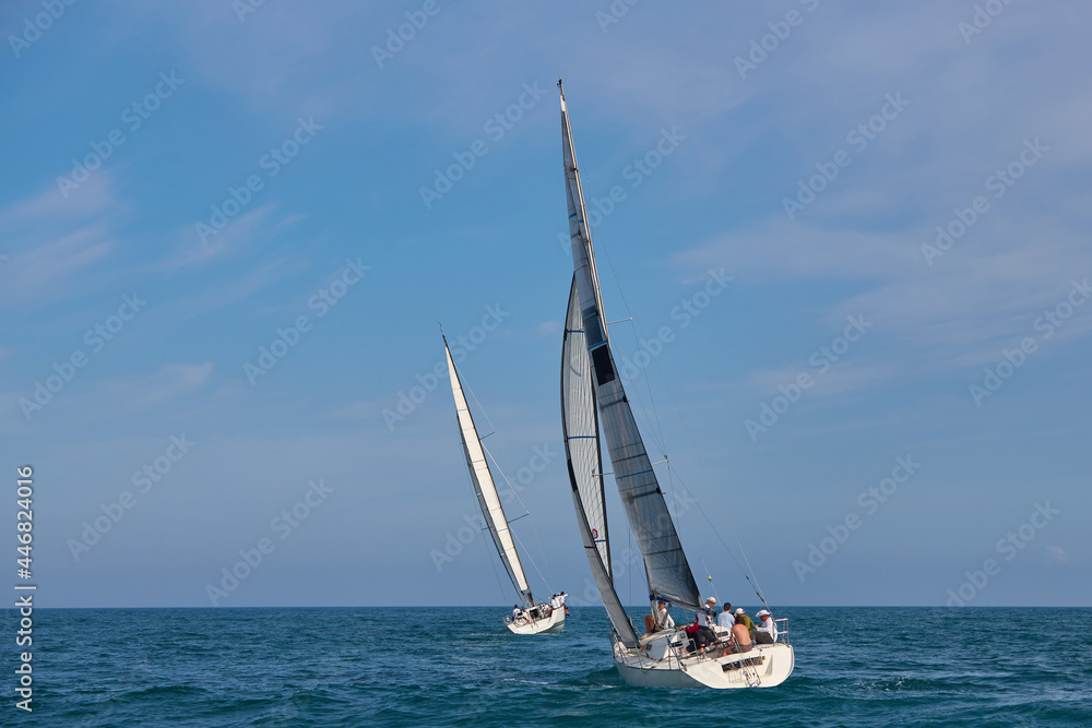Fototapeta premium sailing yacht regatta. Sailing yachts are competing. Cruising sailing yachts.
