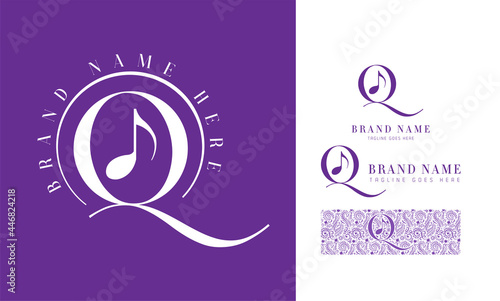 Luxury feminine and music style alphabet logo using letter Q with variation and floral pattern for boutique, rhythm, decoration business