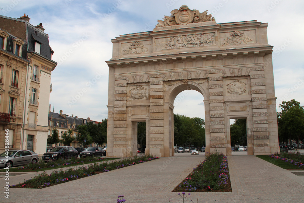 Obraz premium desilles gate in nancy in lorraine (france) 
