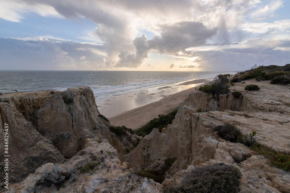 unas-vistas-de-la-bella-playa-de-mazagon-situada-en-la-provincia-de