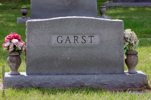 Fotografia, Obraz an isolated headstone at a cemetery