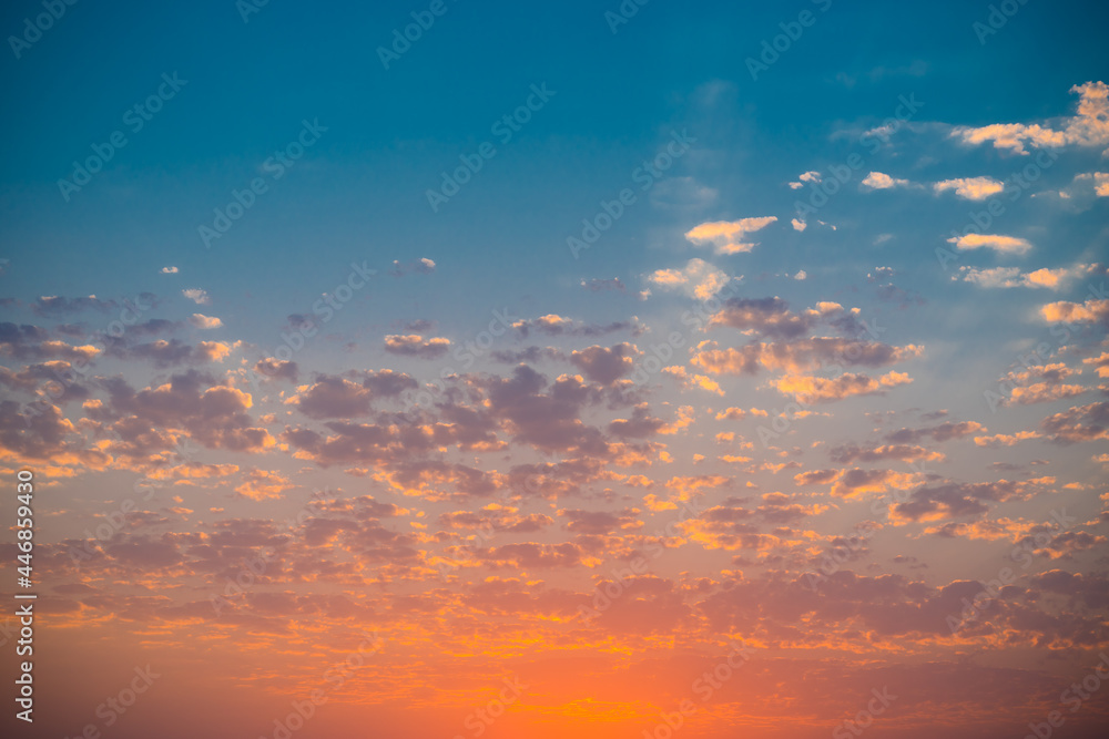 Fototapeta premium Background blur seascape and sunset with reflection and bokeh in the calm sea