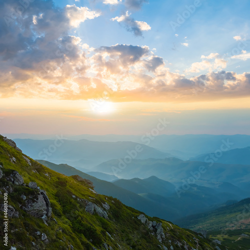 Fototapeta Naklejka Na Ścianę i Meble -  green mountain valley at the sunrise, travel mountain background