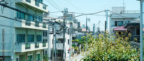 初夏の町並み © Kenta Omura