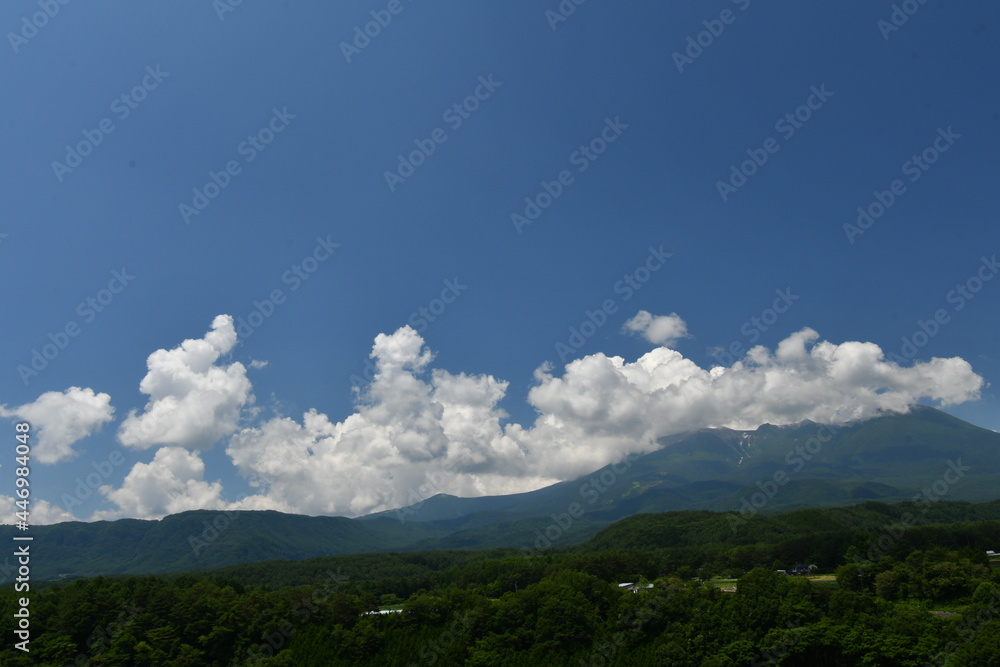 開田高原の夏　入道雲