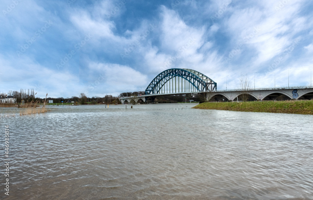 River IJssel bij Zwolle, Overijssel province, The Netherlands