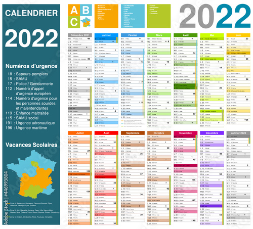 Calendrier 2022 14 mois avec vacances scolaires 2021-2022 et 2022-2023 officielles entièrement modifiable via calques et texte arial