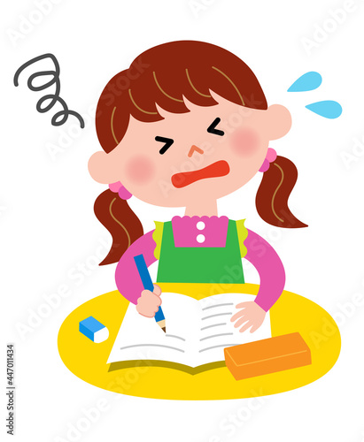 勉強をする女の子