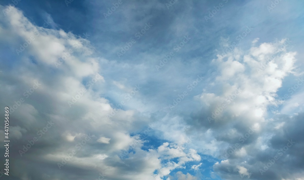 Obraz premium blue sky with clouds