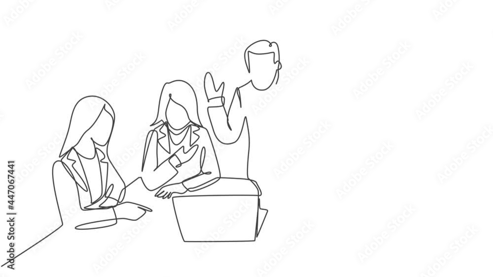 Self drawing animation of one single line draw happy startup workers facing laptop computer to listen CEO presenting business plan. Business meeting concept continuous line draw. Full length animated. Self drawing animation of one single line draw happy startup workers facing laptop computer to listen CEO presenting business plan. Business meeting concept continuous line draw. Full length animated.