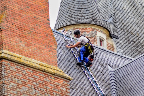 Restauration couverture au château de Gien