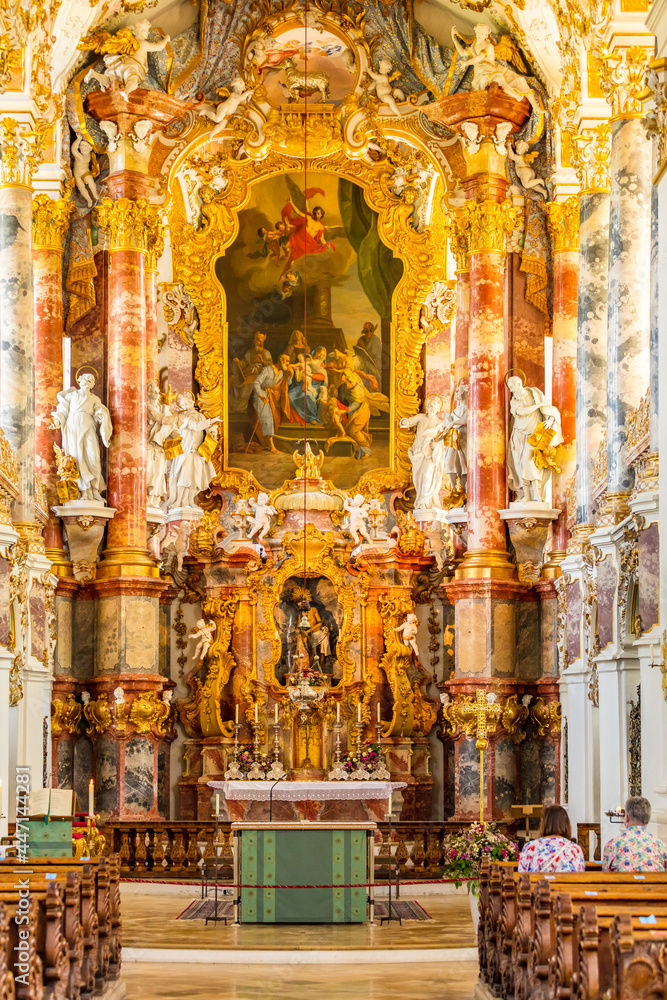 Wieskirche - Die Wallfahrtskirche zum Gegeißelten Heiland auf der Wies in Steingaden