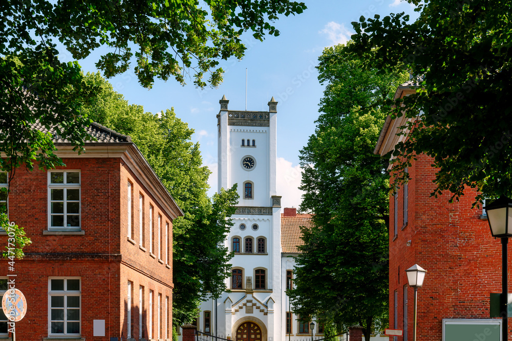 Naklejka premium The castle in Aurich. Today, the castle houses the district government and the regional court.- Das Schloss in Aurich. Im Schloss sind heute die Bezirksregierung sowie das Landgericht untergebracht.