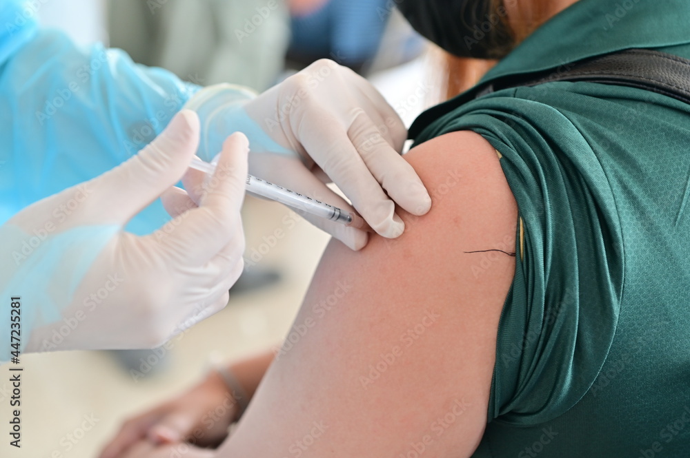Doctors donate antiCovid19 injections to villagers Wat Huai Pla Kang Temple, Muang District