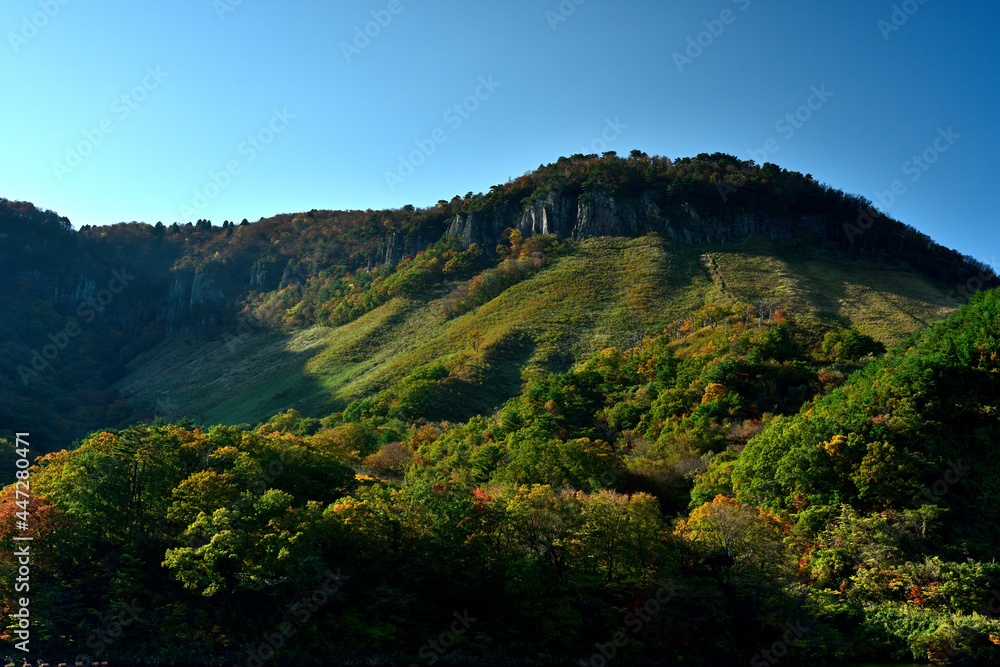 Fototapeta premium 秋の船上山