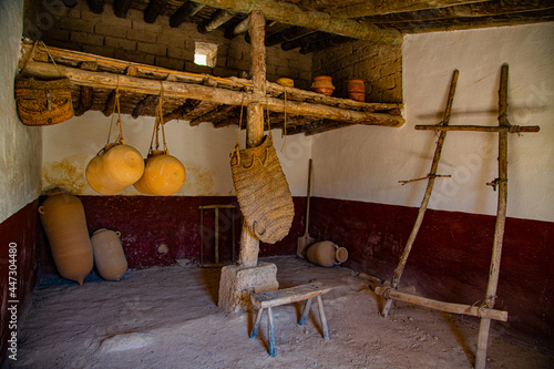 Adaptación y restauración del Interior de casas de la época Ibera