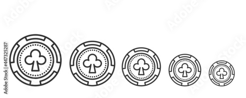 Clubs Poker Chip linear icon. Vector