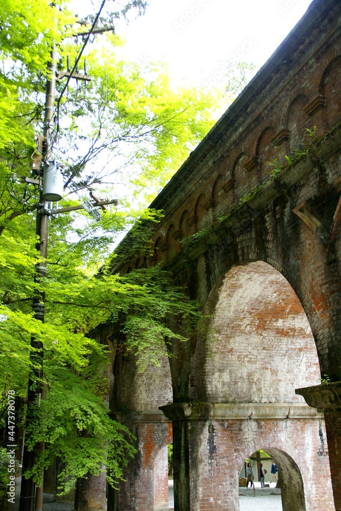 Naklejka premium 南禅寺・水路閣
