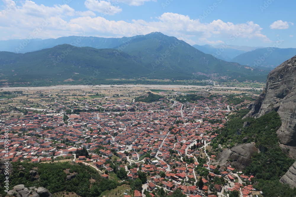 Fototapeta premium View of Meteora from a mountain monastery
