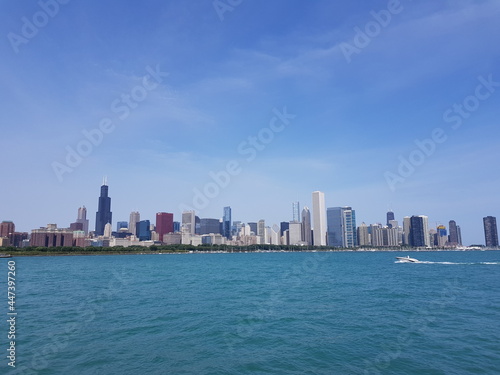 Chicago skyline across Lake Michigan © Taran