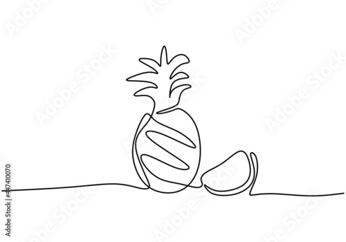 One continuous line drawing of pineapple hand drawn minimalist line art design. Fresh tropical fruit isolated on white background. Summer healthy food concept. Vector doodle illustration