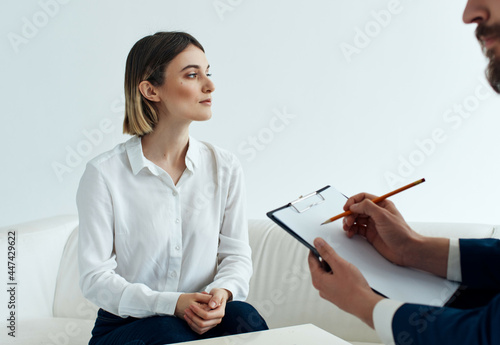 woman psychologist problem communication discussion diagnostics