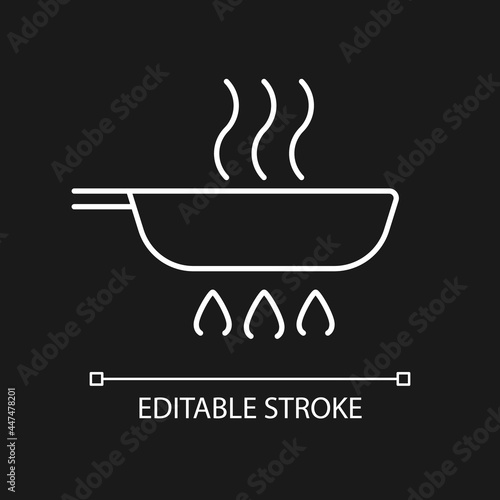 Fry pan white linear icon for dark theme. Roasting ingredients for dinner on stove flame. Thin line customizable illustration. Isolated vector contour symbol for night mode. Editable stroke