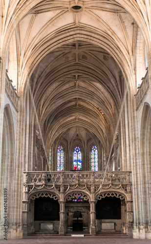 Nef de l   glise Saint-Nicolas-de-Tolentin de Brou    Bourg-en-Bresse  Ain  France