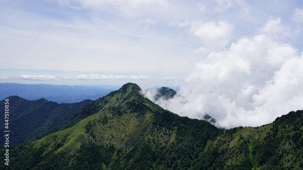 石鎚山 山頂からの風景 石鎚山 山頂からの風景