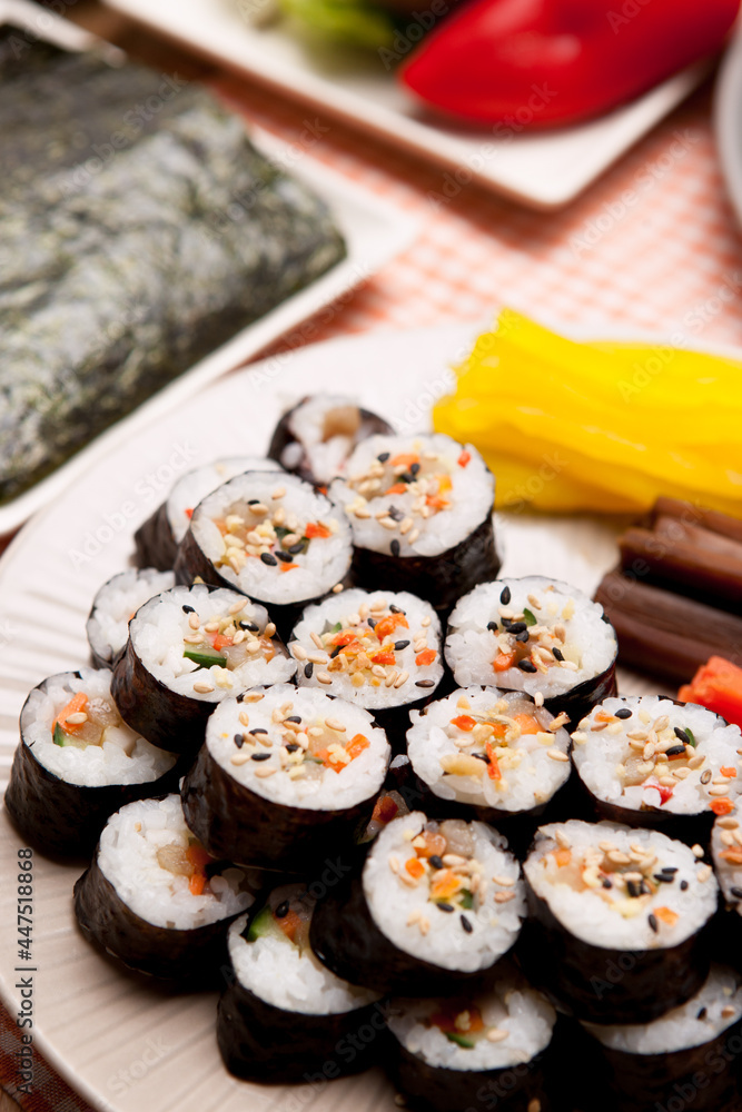 김밥,유부초밥,도시락