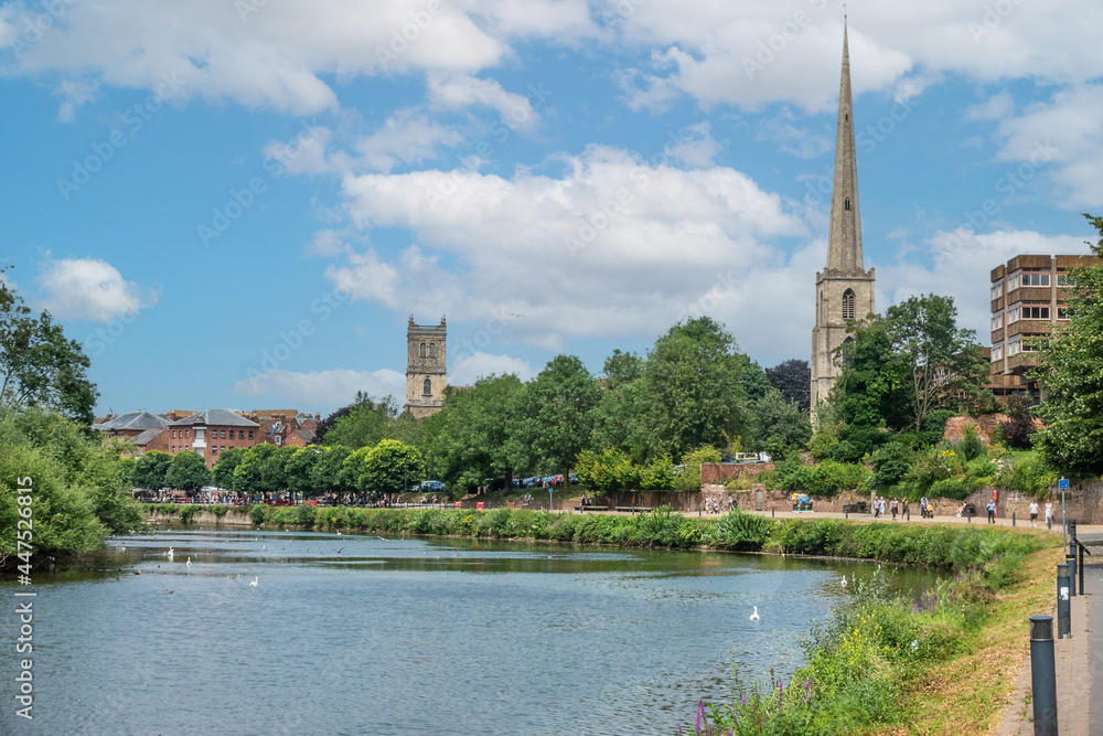 Obraz premium River Walk in Worcester England