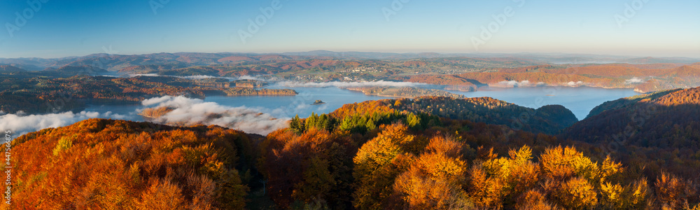 Solina Lake at autumn sunrise, Solina, Polańczyk, Bieszczady, sunrise - obrazy, fototapety, plakaty 