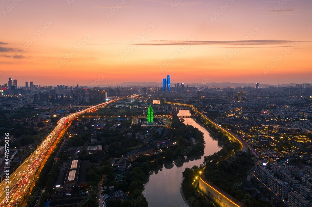 Fototapeta premium Skyline of Nanjing city at sunset in China