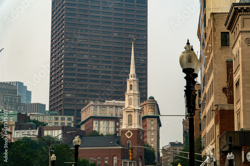 Fototapeta Naklejka Na Ścianę i Meble -  Beacon Hill District of Boston, MA as seen from Boston Commons