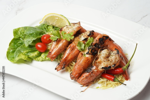 Grilled prawns with rice