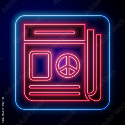 Glowing neon News icon isolated on black background. Newspaper sign. Mass media symbol. Vector