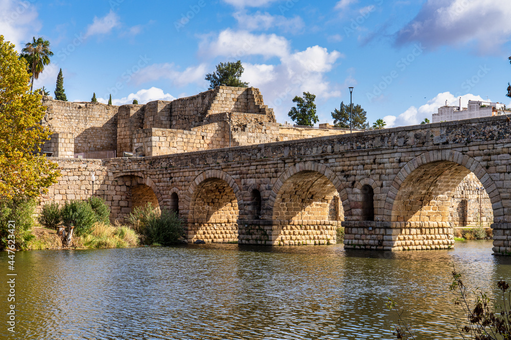 Puente Romano, the Roman Bridge in Merida with the Alcazaba, Extremadura, Spain