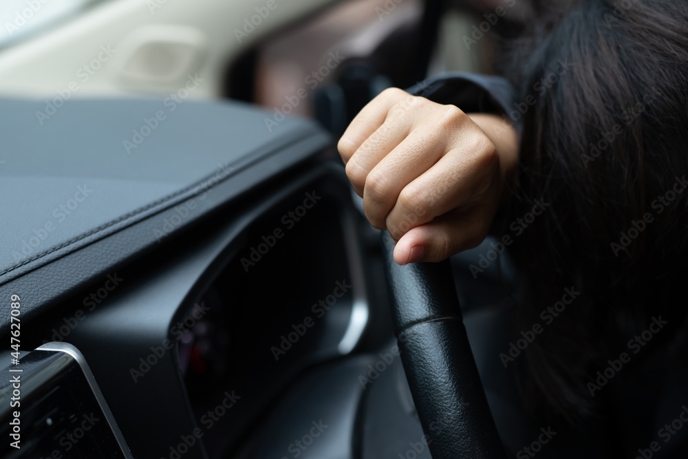 Drowsy, sleepy, or unconscious women are dangerous to drive.