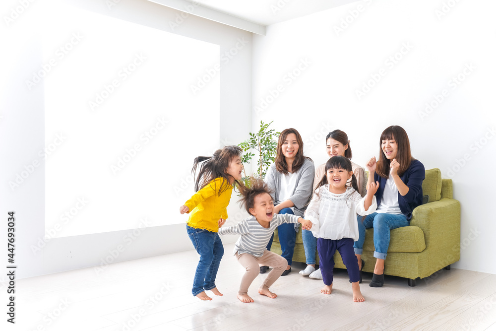 お母さんと子供たち