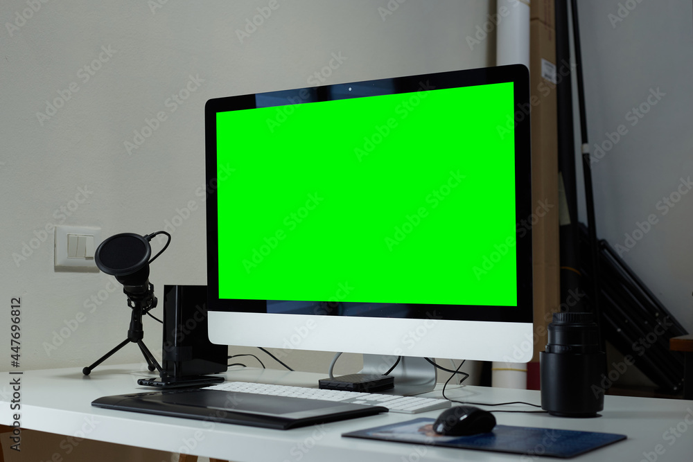 Computer in a Photo Studio Retouches Computer in a Photo Studio Retouches
