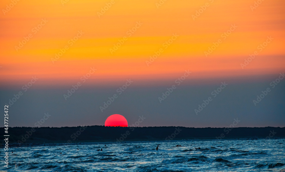 Sonnenuntergang am Strand auf der Insel Usedom an der Ostsee, Ostseebad, Postkarten Landschaft Sonnenuntergang am Strand auf der Insel Usedom an der Ostsee, Ostseebad, Postkarten Landschaft