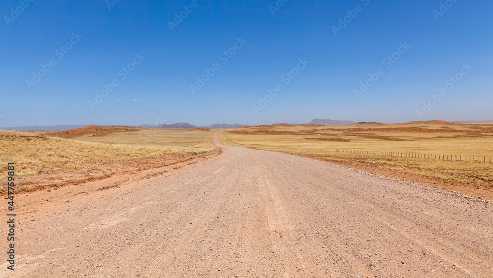 Unterweg auf der Hauptstraße  C14, Namibia